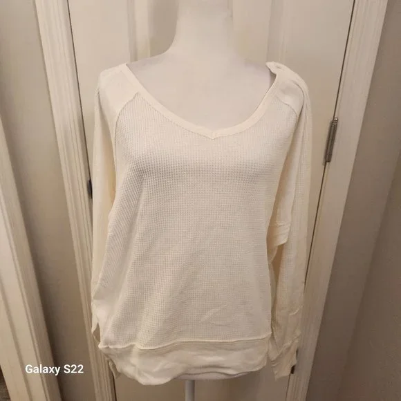 Free People Alabaster Sweater. NWT. Size Medium - Picture 1 of 14